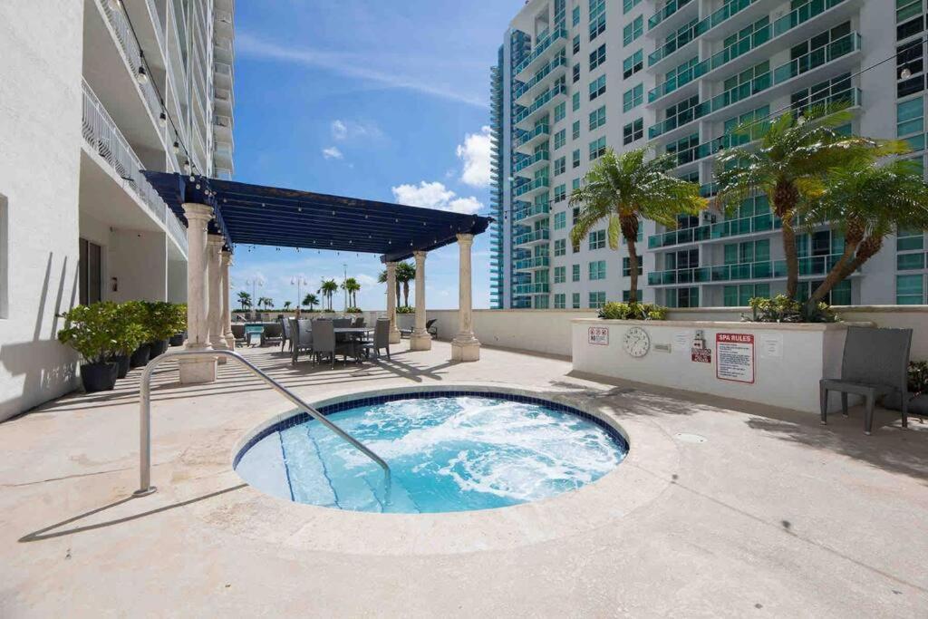 Iconic High Floor 3 Bedrooms In The Heart Of Miami Kültér fotó