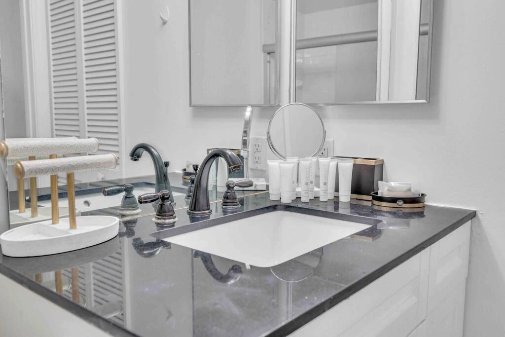 Iconic High Floor 3 Bedrooms In The Heart Of Miami Kültér fotó